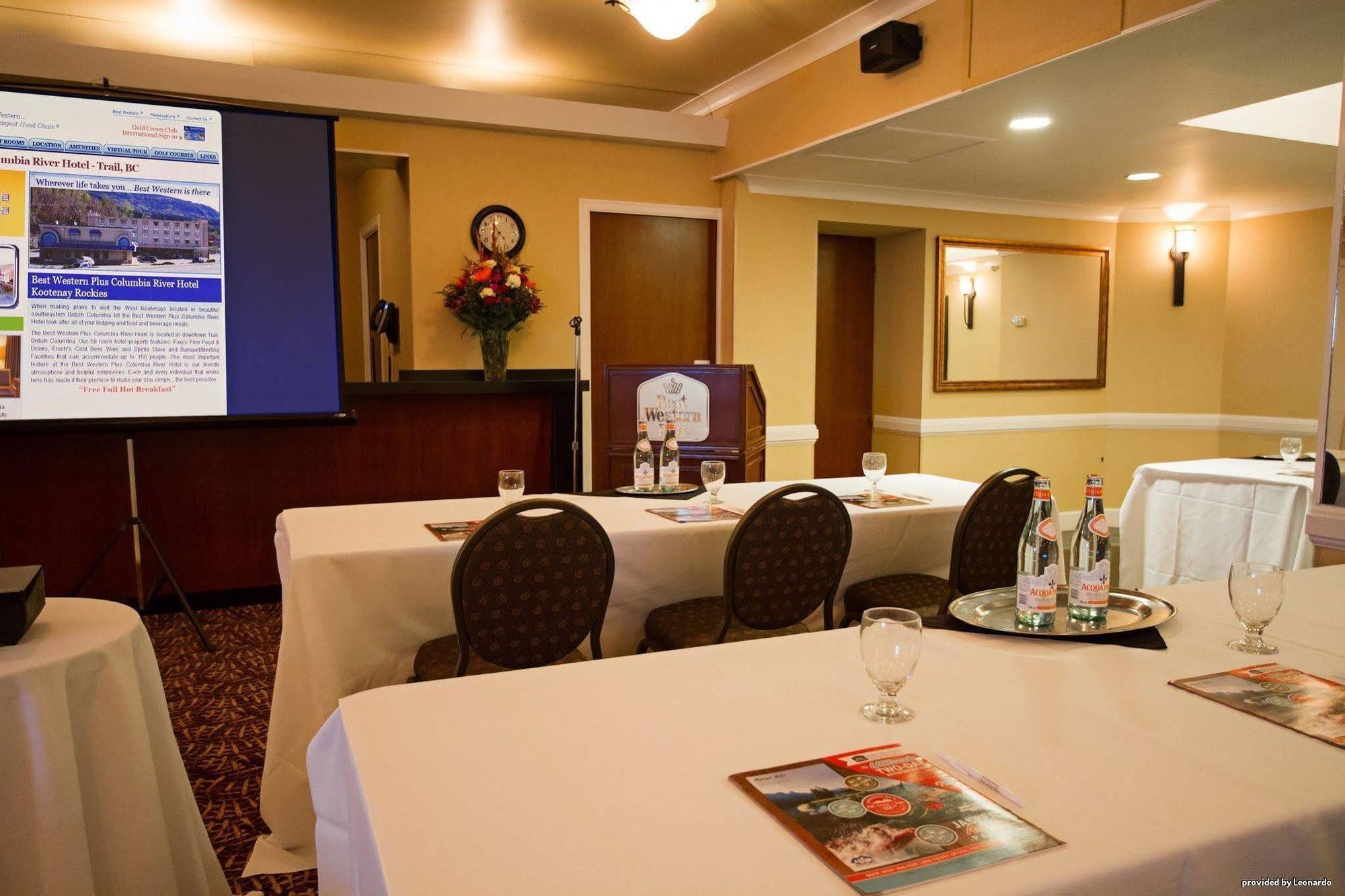 Best Western Plus Columbia River Hotel Trail Ngoại thất bức ảnh